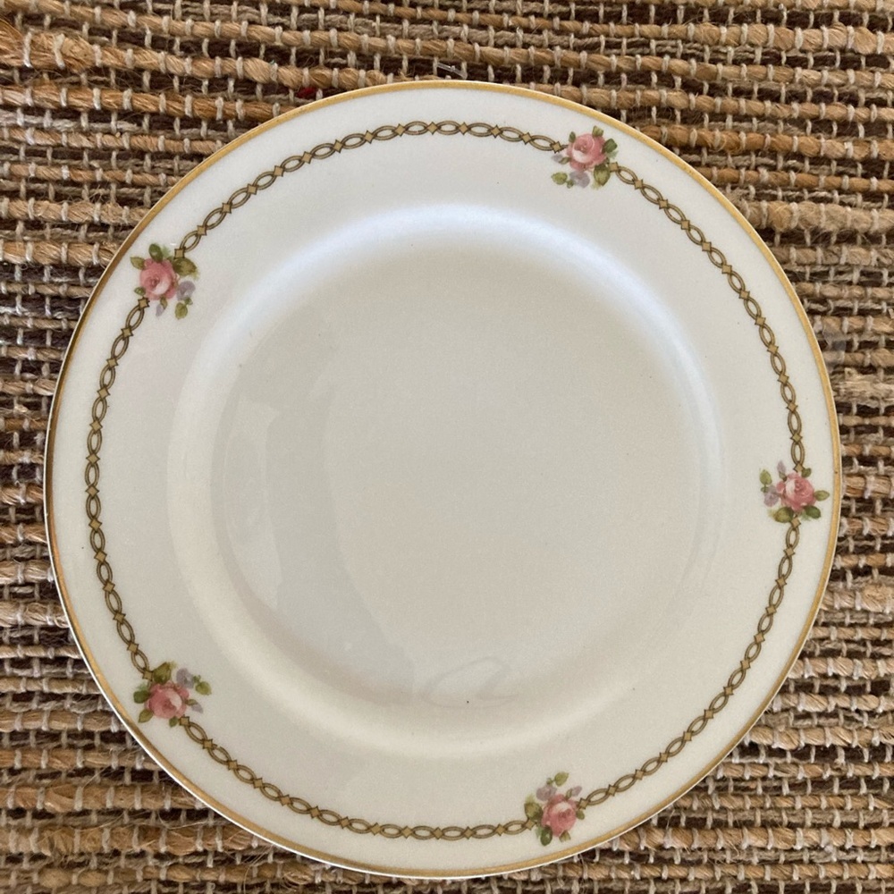 Theodore Haviland The Hanoi 8 piece dinnerware set - Picture 8 of 15